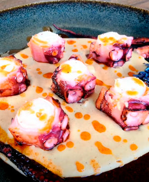 Receta de pulpo a la plancha con crema de patatas chips