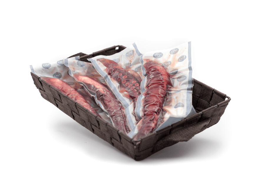 Lot of 4 octopus claws cooked in its own juice ±480g.